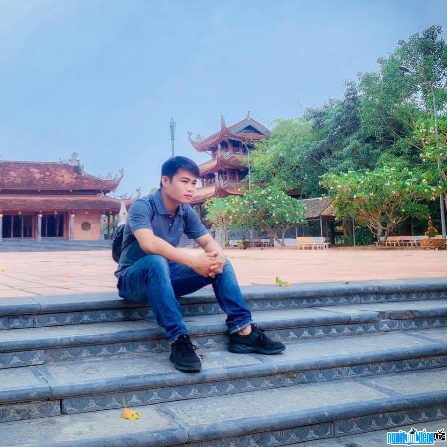  Doctor Huynh Tuan Kiet in a peaceful setting