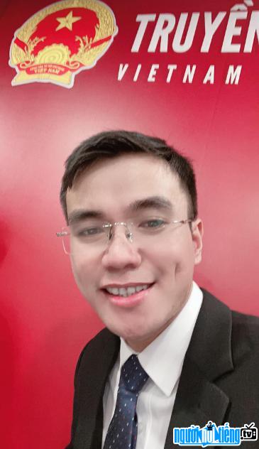 Bức ảnh selfie hiếm hoi được đăng tải của Hà Luật Sư