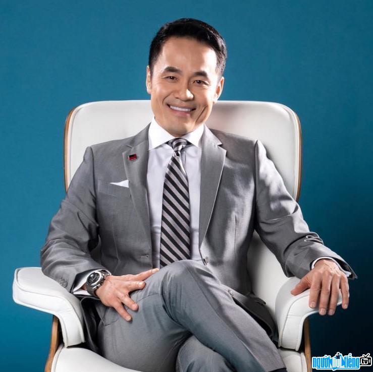 Shark Louis Nguyễn là doanh nhân lão luyện trong đầu tư tài chính