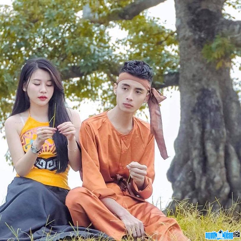 Youtuber Phương Ngọc Luyến và bạn diễn Nam OK