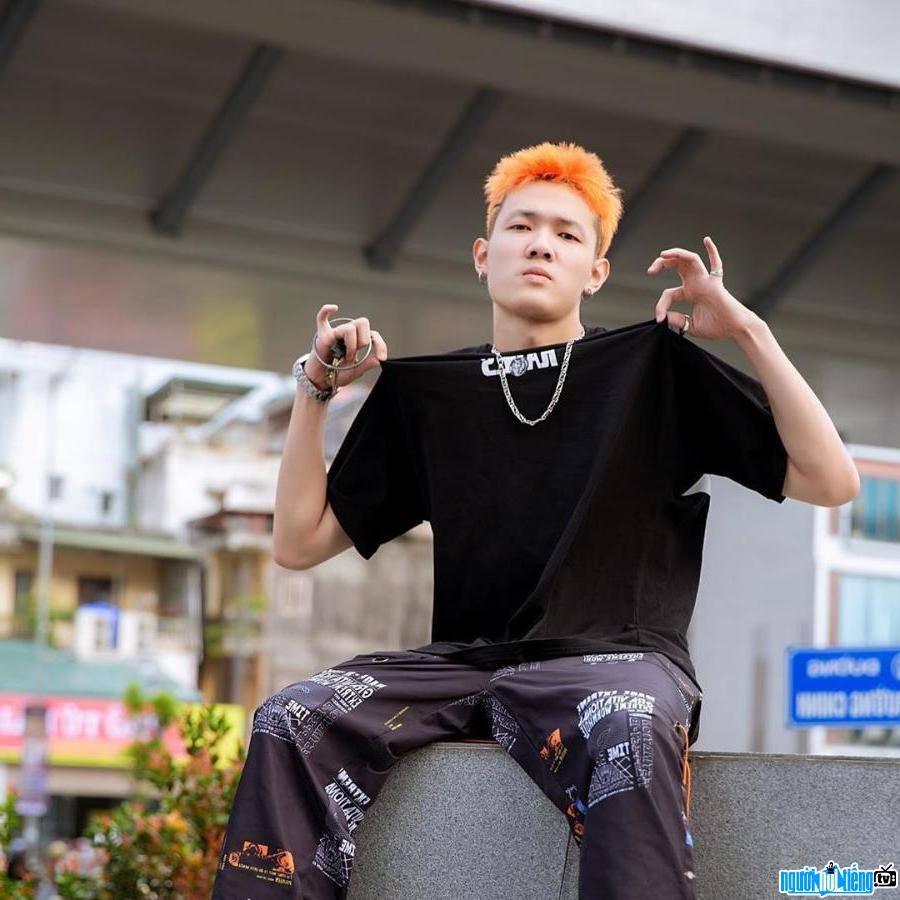 Hình ảnh mới về rapper Tage