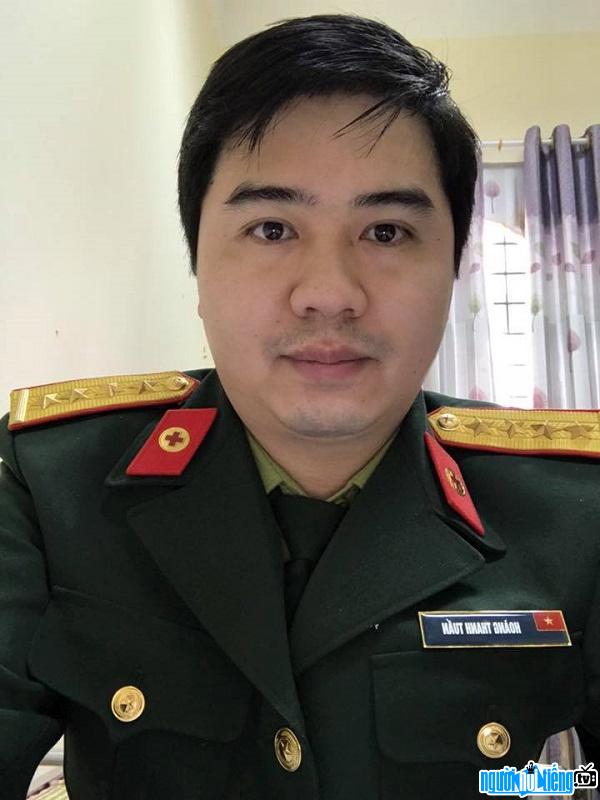  Portrait of Military Medical Doctor Hoang Tuan