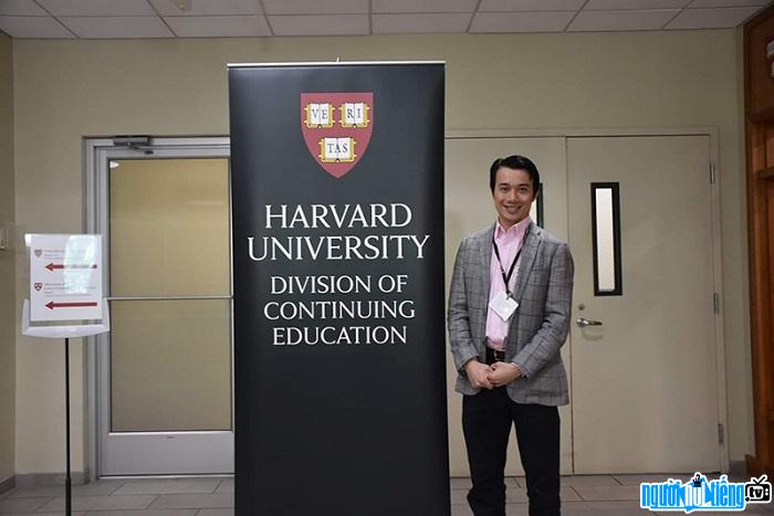 CEO Tony Dzung tham gia khoá học chuyên sâu tại Đại học Harvard