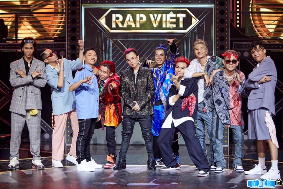Hình ảnh Rpt Gonzo và team của mình trong Rap Việt