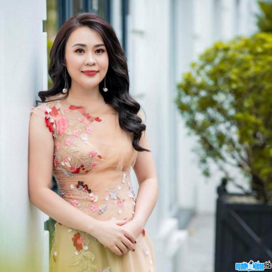  Pictures of talented actress Phan Kim Oanh
