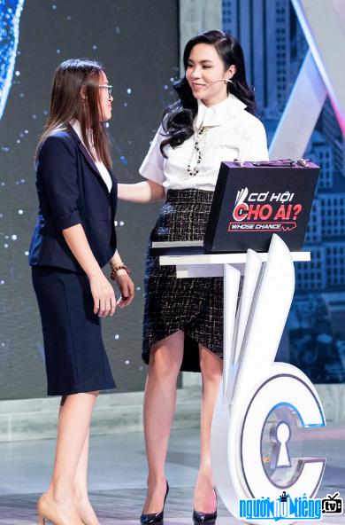 Nữ doanh nhân Lưu Nga tham gia chương trình 