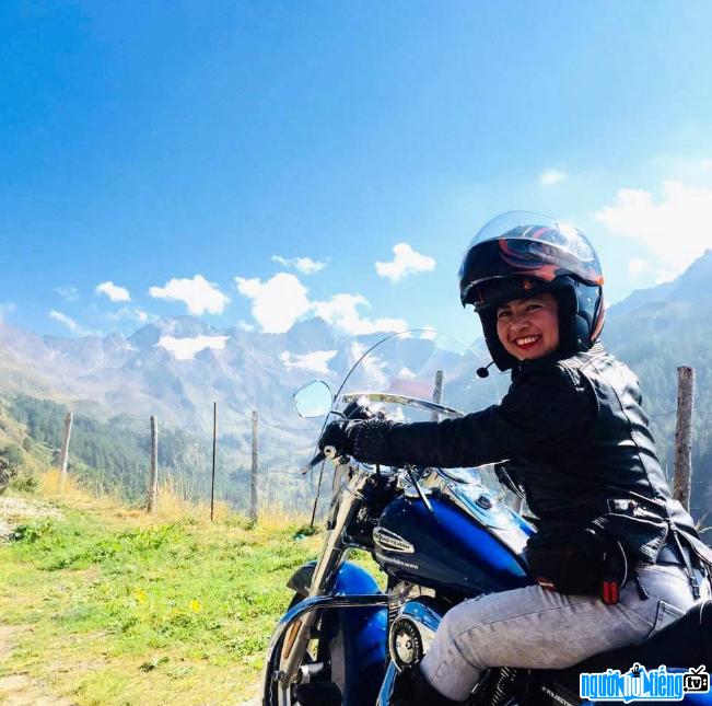 Businesswoman is also a speed enthusiast