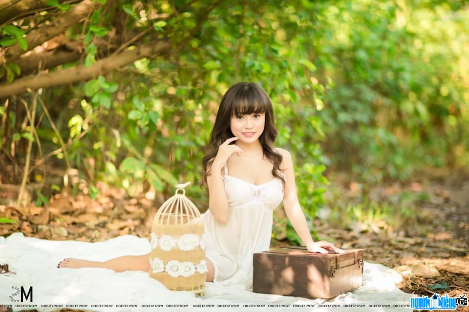  Lovely image of Cao Le Bao Linh