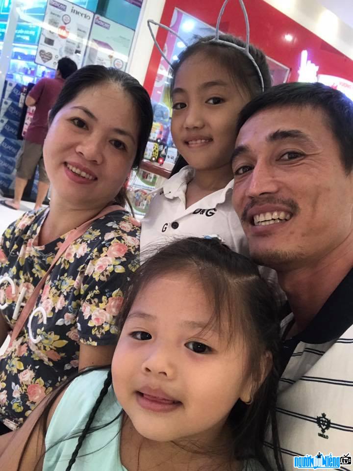 Gia đình hạnh phúc của nghệ nhân Nguyễn Hồ Phúc Vinh