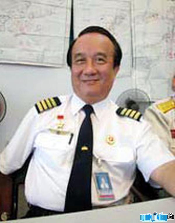  Colonel Nguyen Thanh Trung still participating in activities in the field of aviation