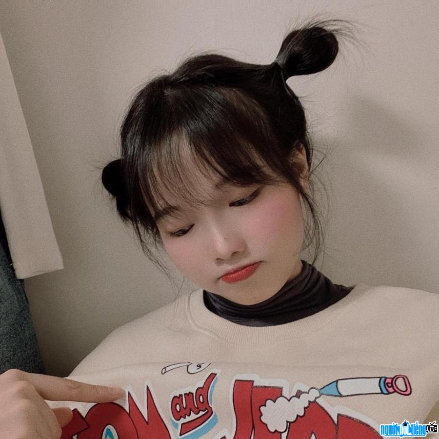 Anh sẽ luôn bên em để hôn em hơn 1 lần @np.thaolee ❤️#thucmin #thaolee... |  TikTok