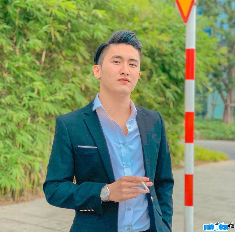 Youtuber Phạm Việt Anh