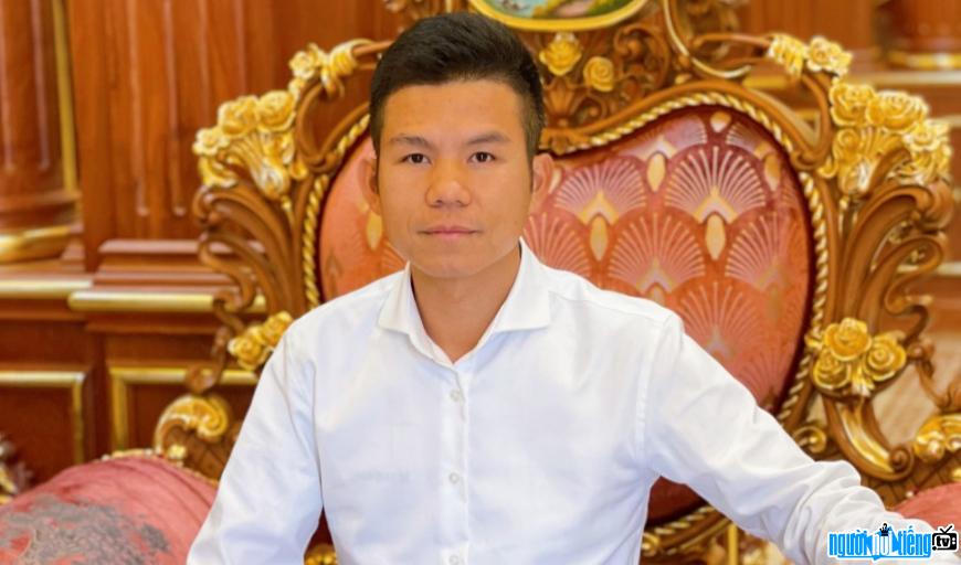  Young businessman Tran Trong Tuan is determined to overcome all difficulties to be successful