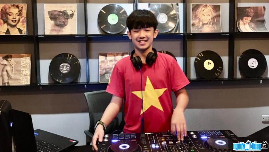 Lê Đại Quang rất hâm mộ kỹ thuật mix nhạc của DJ/Producer Martin Garrix