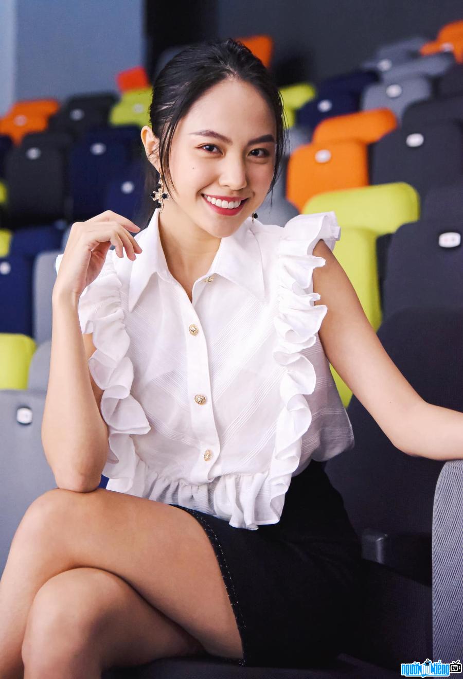 Hình ảnh diễn viên Rima Thanh Vy xinh tươi rạng rỡ