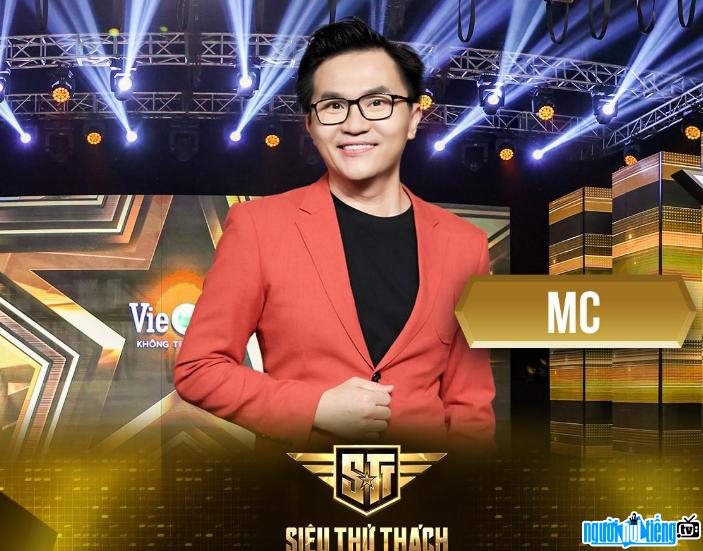 The program &quot;Super Challenge&quot; with the charming host of MC Dai Nghia