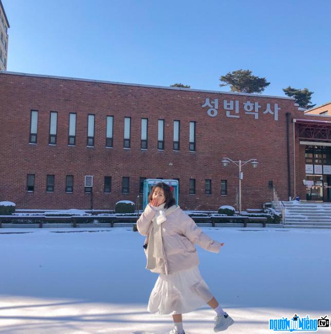 Tik Toker Tâm Tamie Hiện Tâm đang theo học tại trường Đại học Hanshin - Hàn Quốc