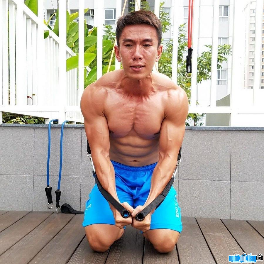 Ryan Long Fitness - là HLV thể hình tâm huyết