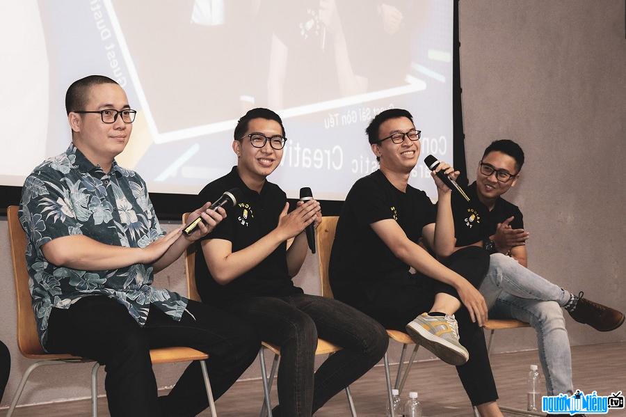 The members of the Saigon Teu comedy group on stage