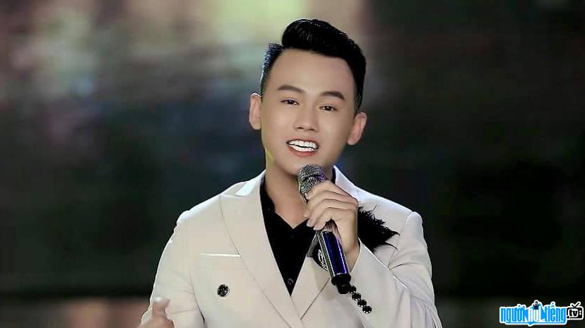 Singer Phan Danh on stage