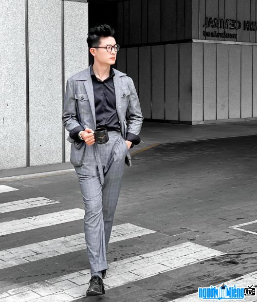 Model Luu Cao Phat is more known when participating in The Next Gentleman - Mr. Hoan My