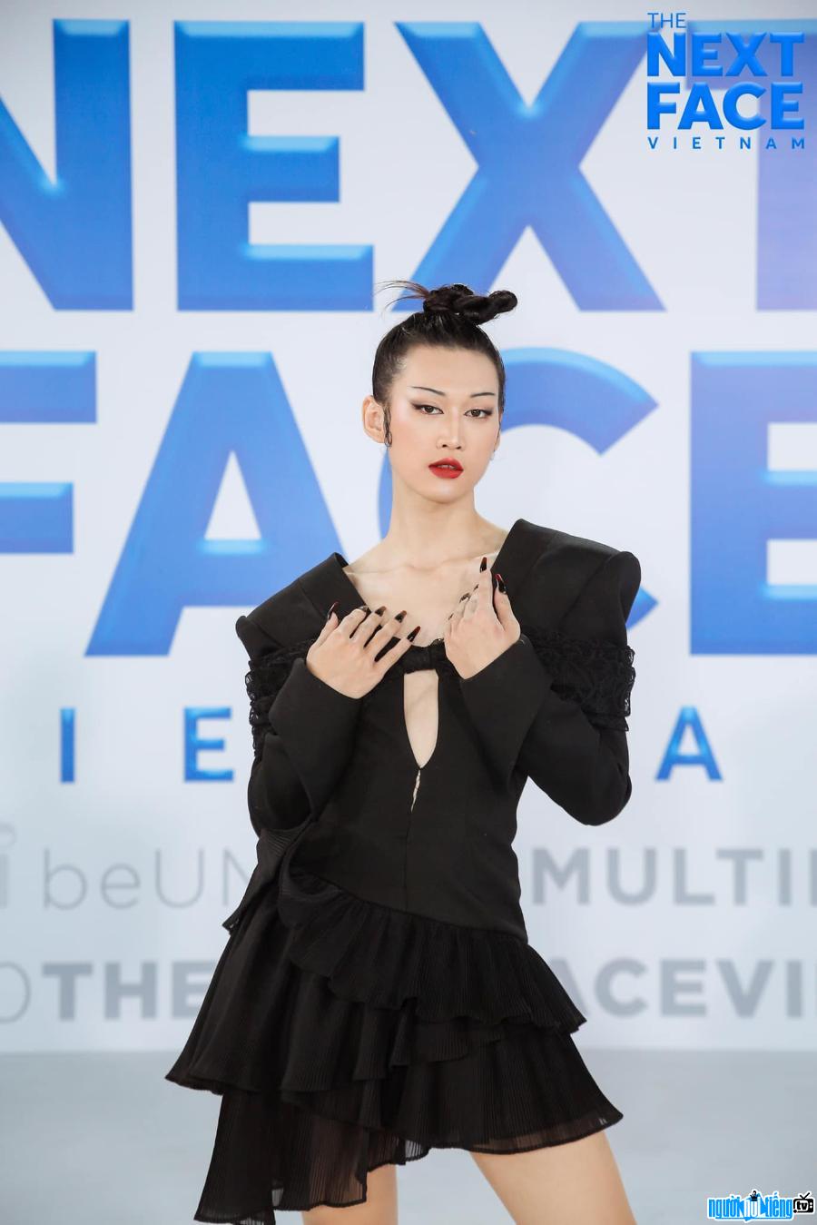 Người mẫu Shinsa Phạm giành hạng Á quân của Cuộc thi The Next Face Vietnam 2021