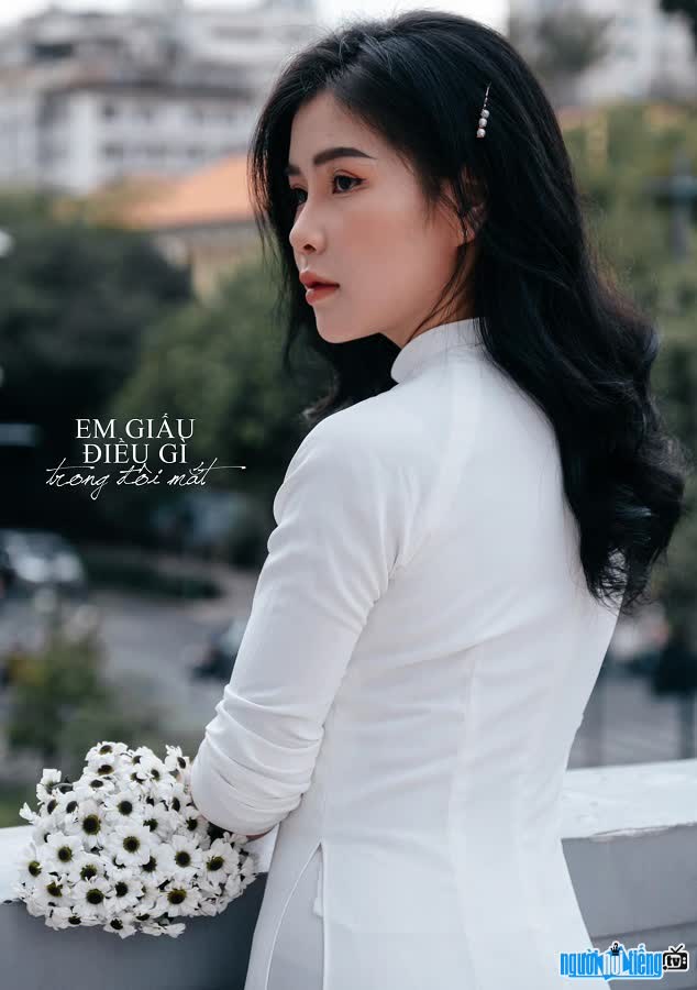 Beautiful Thu Nhi's image in ao dai