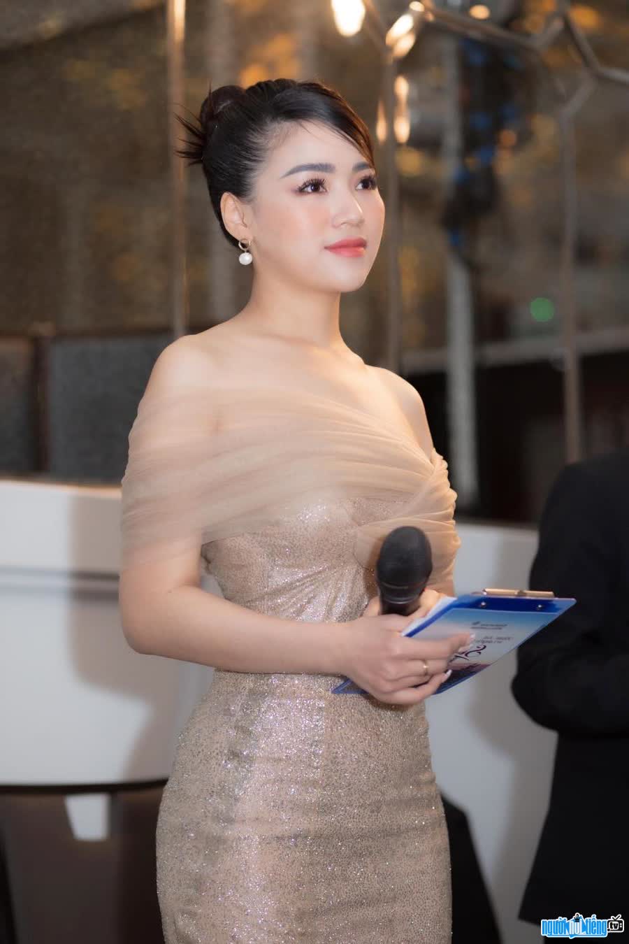 New photo of MC Dong Thu