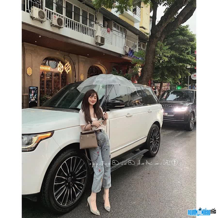Hotgirl Bui Kim Anh's trendy fashion style