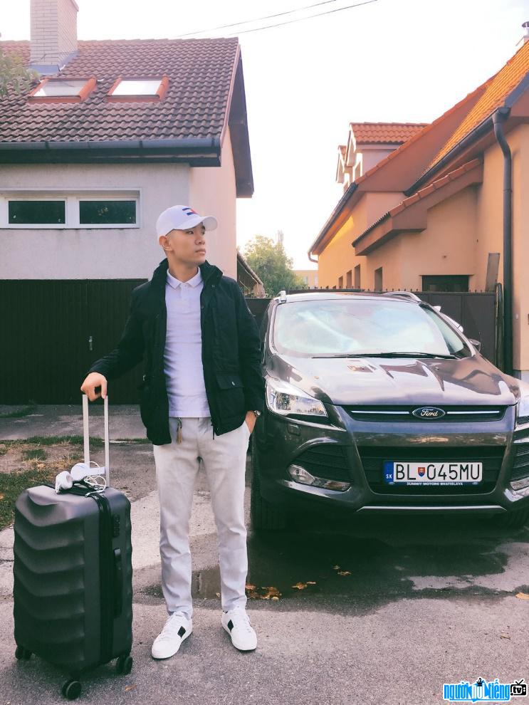 Photo of businessman Le Van Khieu in Germany