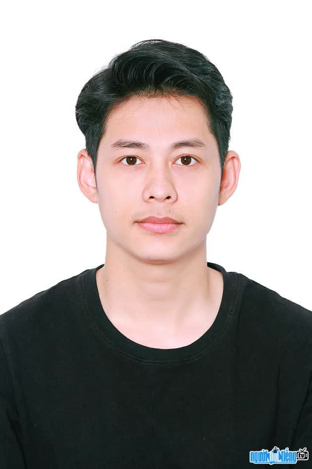 Ảnh chân dung diễn viên Nguyễn Tùng Anh