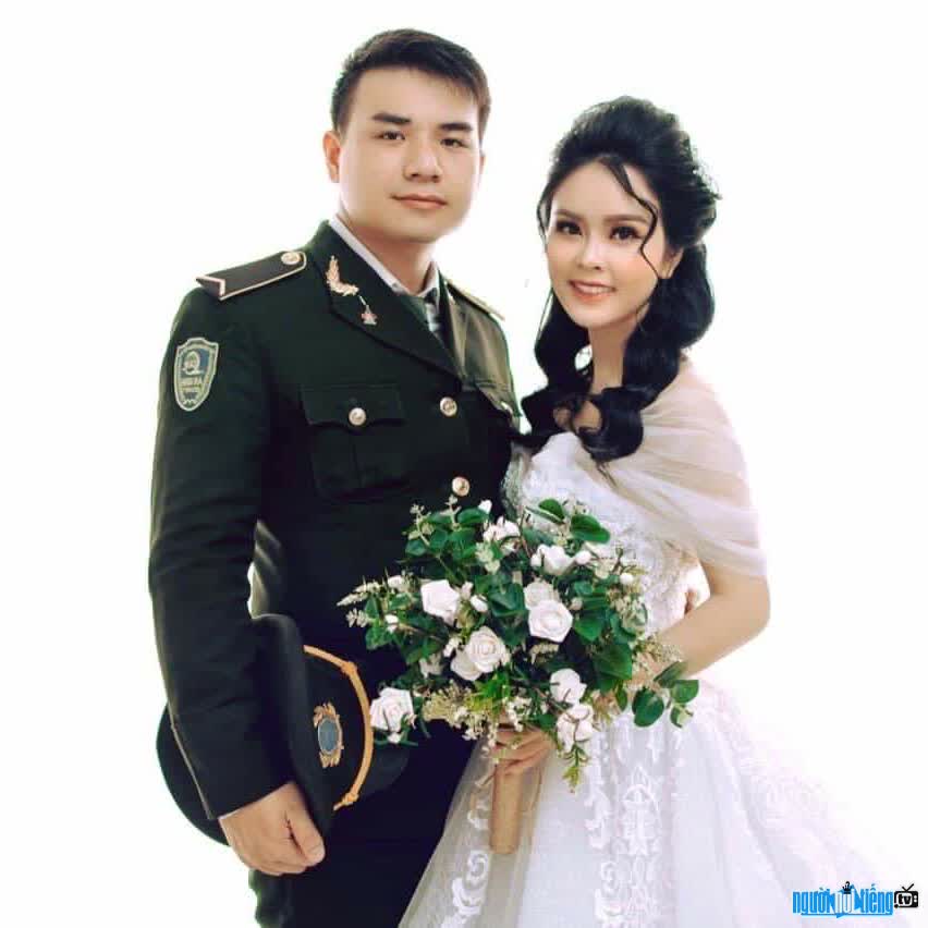 Ảnh cưới của Tiktoker Chồng Sa Lý