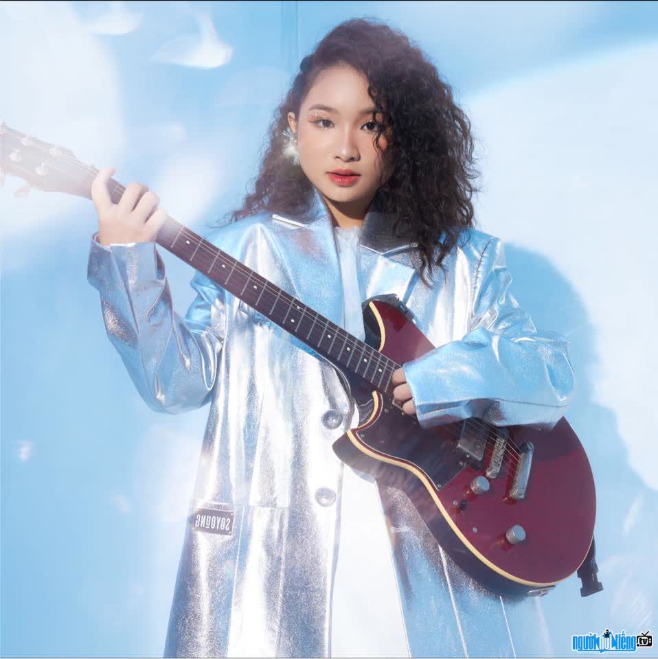 Dong Hien Trang Anh is the featured contestant of The Voice Kids 2021