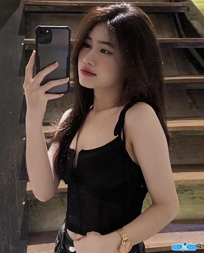  Beautiful image of youtuber Hoang Nhi