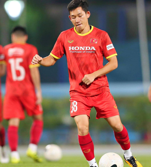 Cầu thủ Nguyễn Hai Long được huấn luyện viên Phan Thanh Hùng đánh giá cao