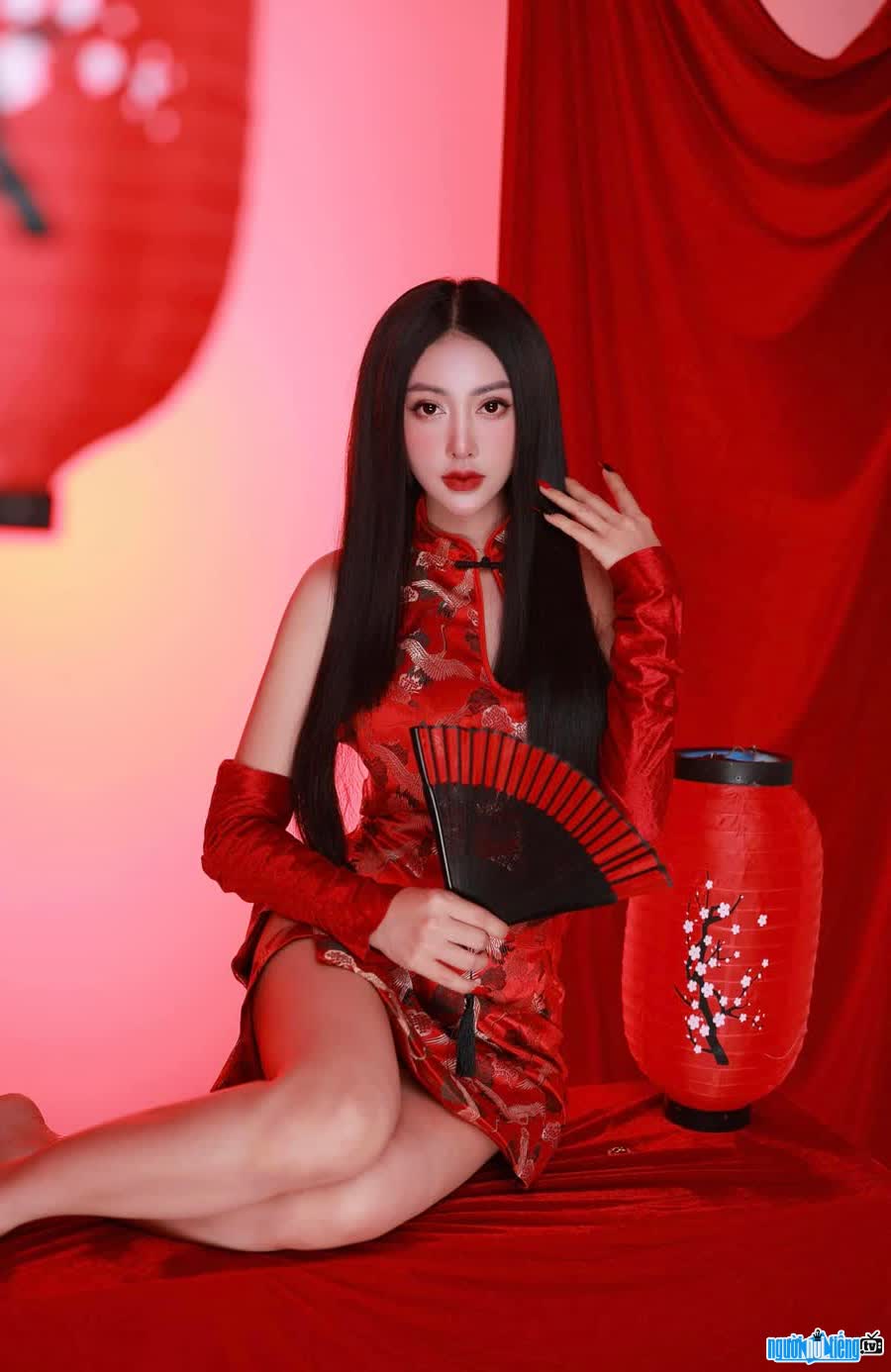Hình ảnh người mẫu ảnh Nguyễn Đào Sơn Ca hóa thân thành mỹ nữ Trung Quốc