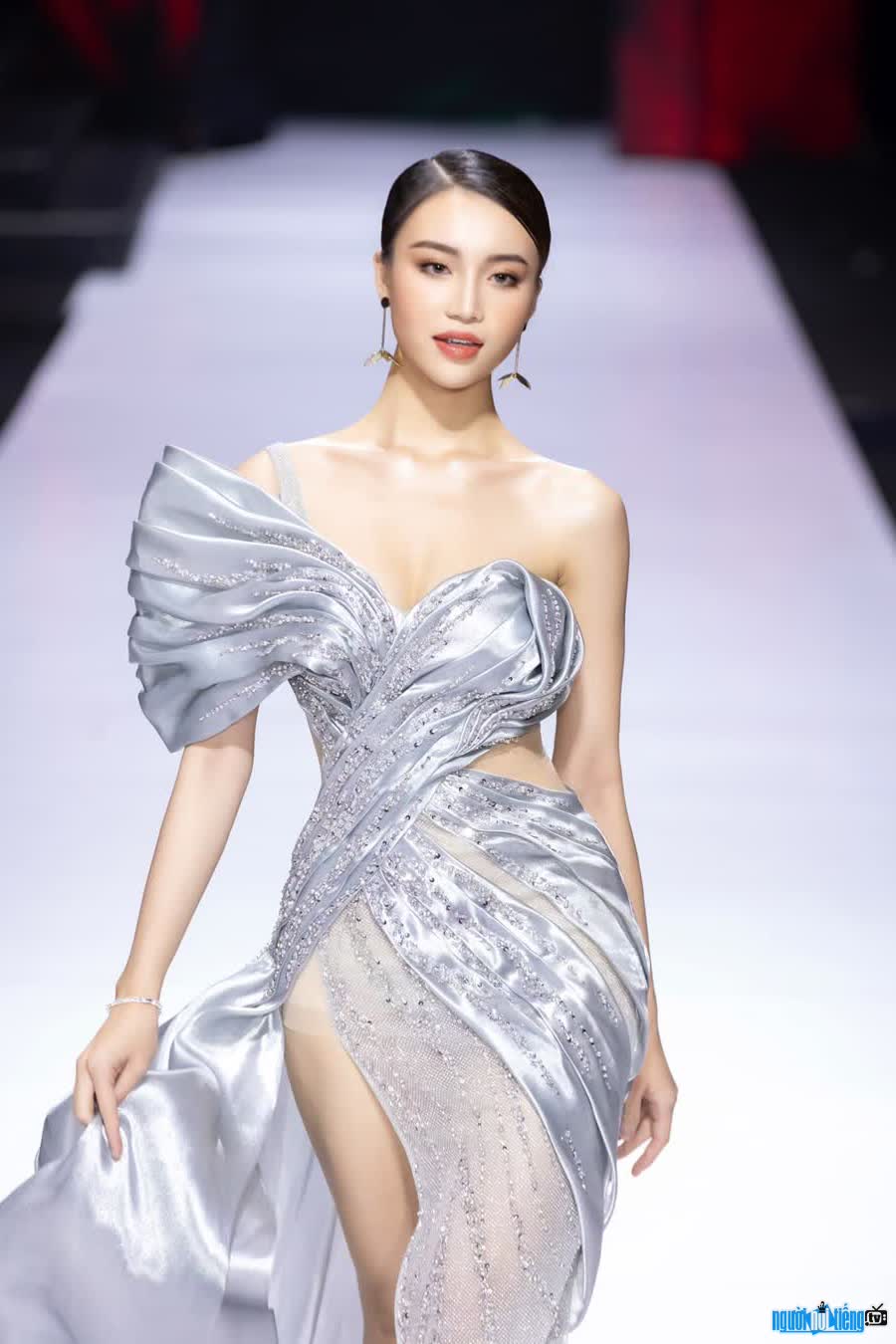 Nguyen Thuy Vi has appeared on many big and small catwalks