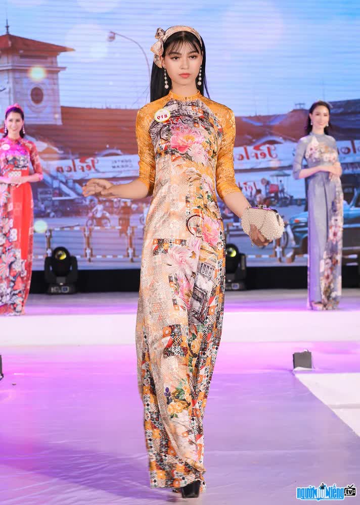 Ngọc Trang - Đại sứ áo dài Miss Hutech