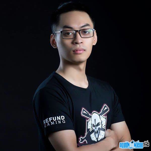 Hình ảnh streamer FunkyM - thành viên của team Refund Gaming của Độ Mixi