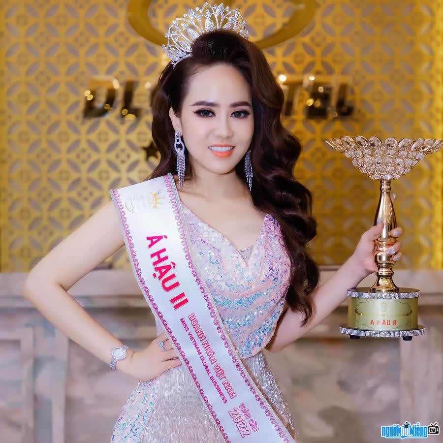 Image of runner-up Le Thi Hong Tham in the final night of the Miss Vietnam Global Entrepreneurs contest 2022