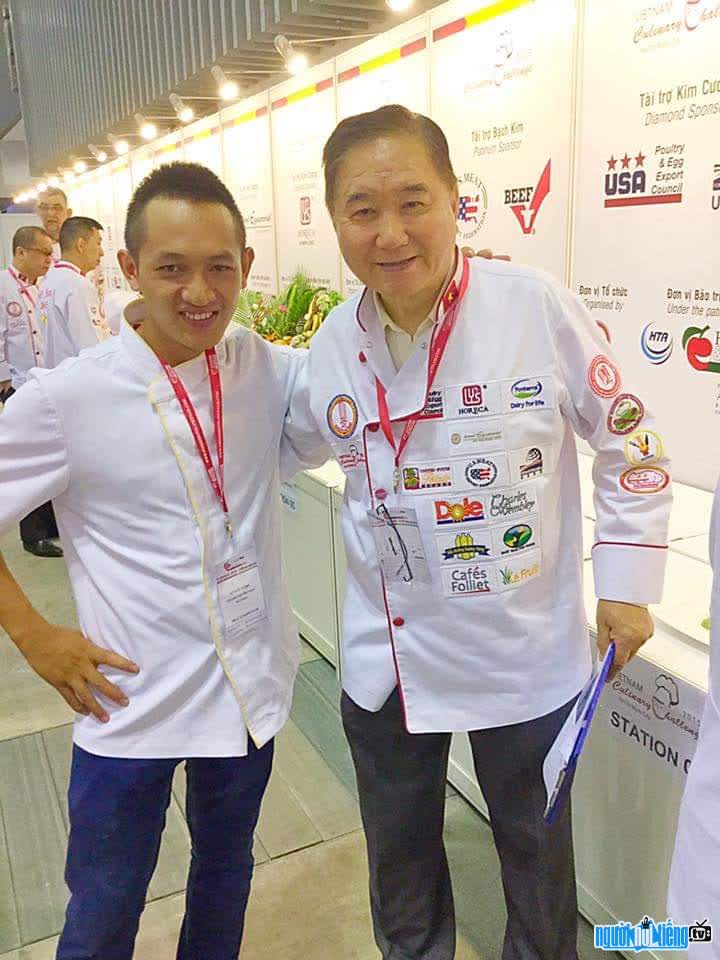 Chef Vu Nhat Thong has achieved won many awards in cooking