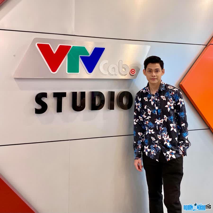Hình ảnh diễn viên Nguyễn Tùng Anh tại VTV