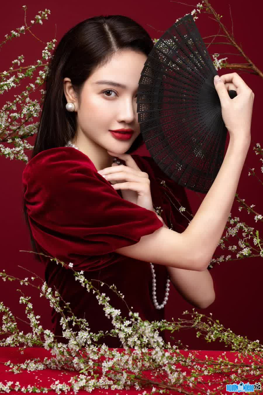 Latest image of people model Bi Nguyen
