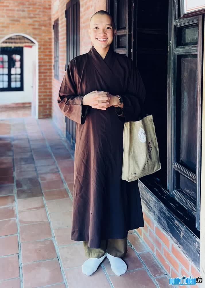 Image of monk Thich Nguyen Quang
