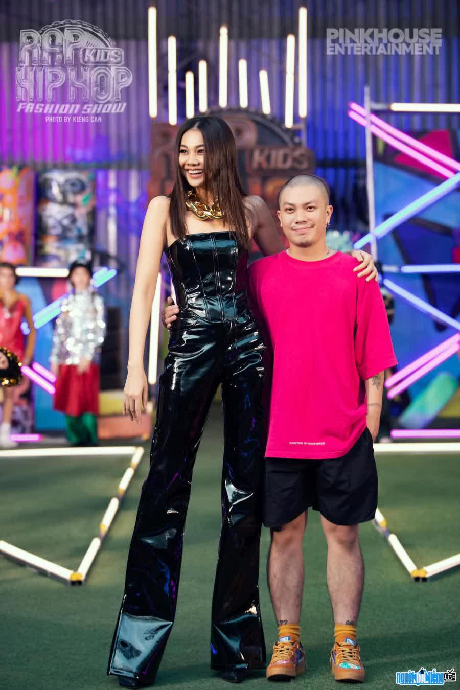 Picture of designer Ha Nhat Tien and supermodel Thanh Hang