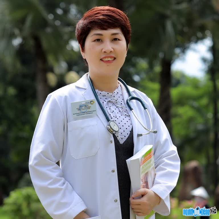 Doctor Anh Thy - International lactation consultant