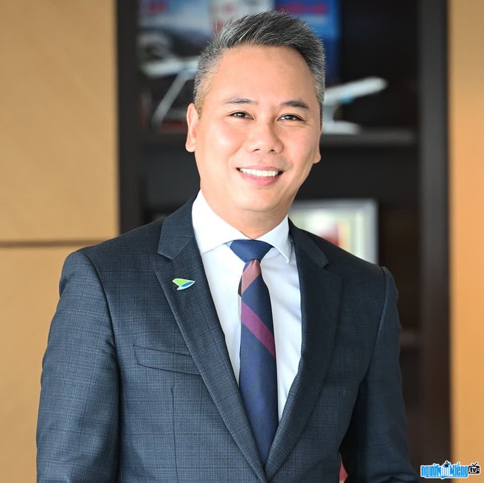 CEO Dang Tat Thang graduated with a Master's degree in Construction and Project Management from Northumbria University (United Kingdom)