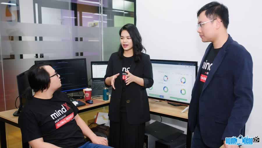 CEO Hà San là nhà đồng sáng lập và điều hành MindX
