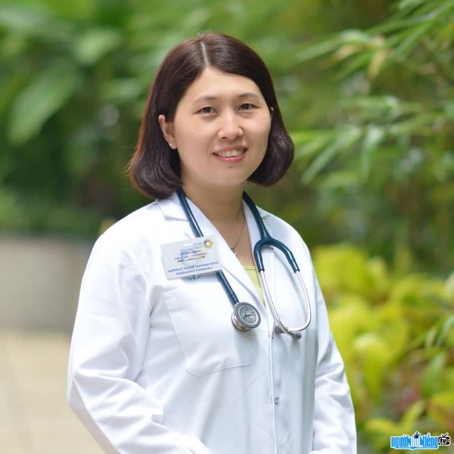 Doctor Anh Thy accompanies breastfeeding mothers to solve breast milk problems