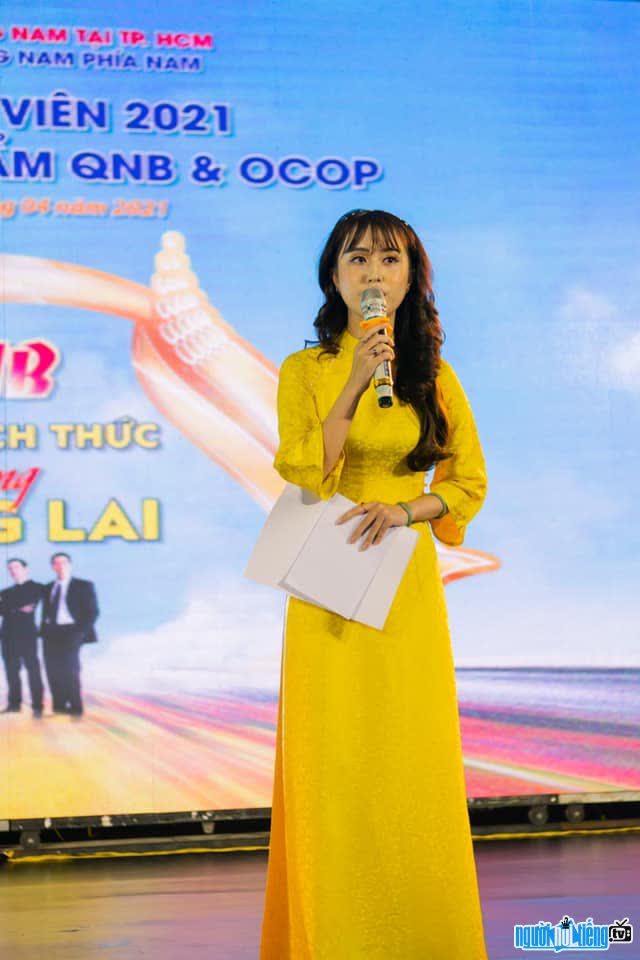 MC Phuong Anh is a familiar face of VTC